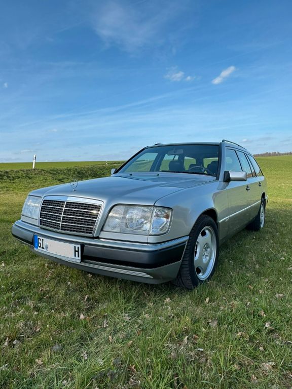 Bild des Angebotes Mercedes-Benz 230TE, Autom., Leder, Klima, SD, el.FH, Sitzhzg.