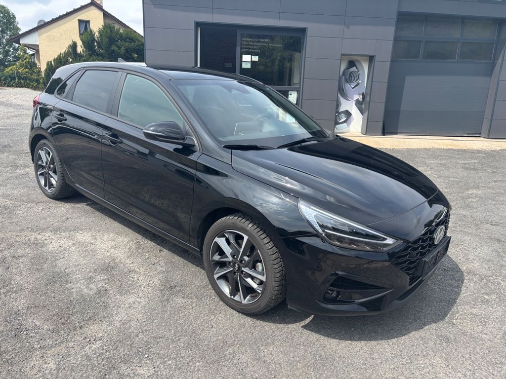 Hyundai i30 Advantage,Navi+Kamera+LED+Virtual+SHZ+LHZ
