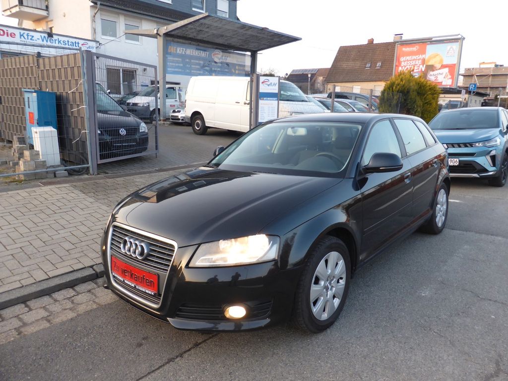 Bild des Angebotes Audi A3 Sportback 1.6 Attraction,Klima,Navi,abn. AHK!
