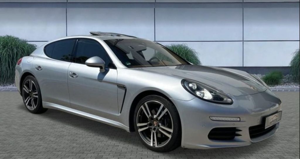 Bild des Angebotes Porsche Panamera - -