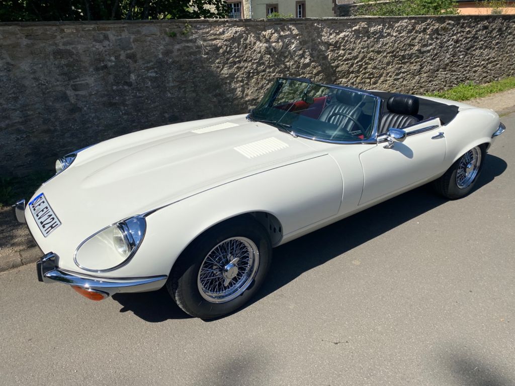 Bild des Angebotes Jaguar E-Type V 12 Cabriolet Serie 3