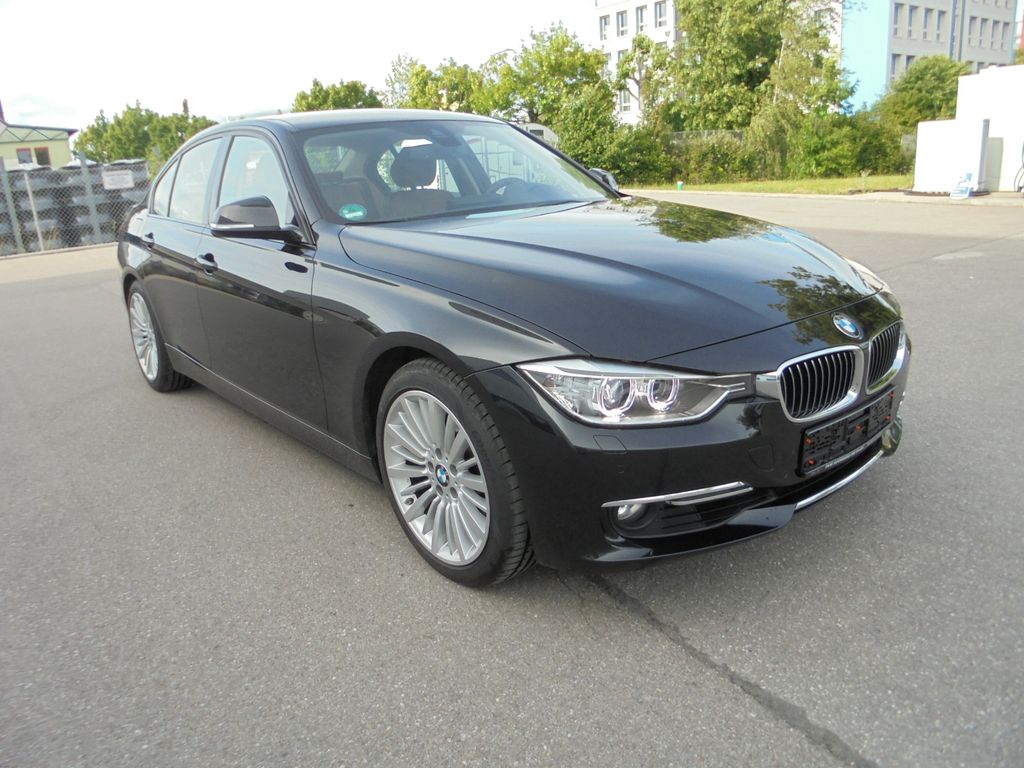 Bild des Angebotes BMW 325d Limousine Luxury~ Navi Prof ~ Leder ~ Xenon