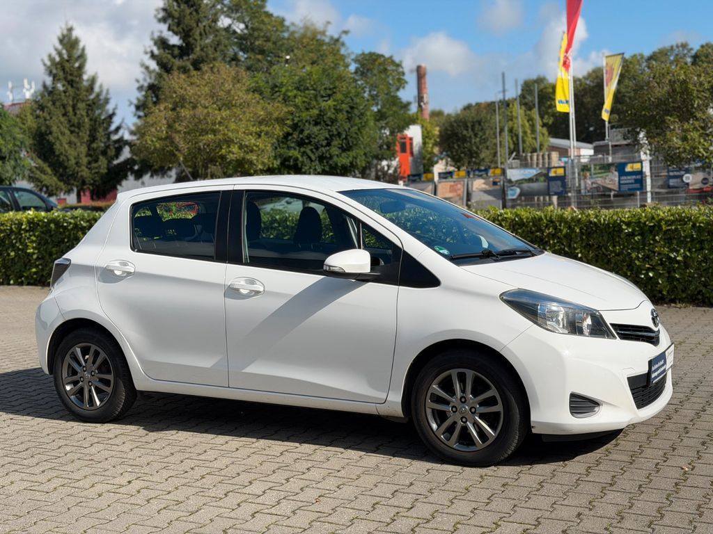 Bild des Angebotes Toyota Yaris Edition 2014 Garantie*Navi*Kamera*Service
