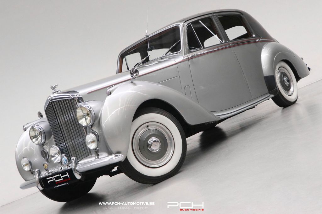Bild des Angebotes Bentley Type R Saloon