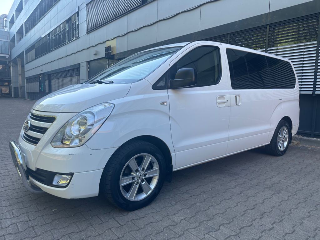 Bild des Angebotes Hyundai H-1 2.5 TRAVEL 8 SITZER AHK/NAV/PDC/DOPPELKLIMA