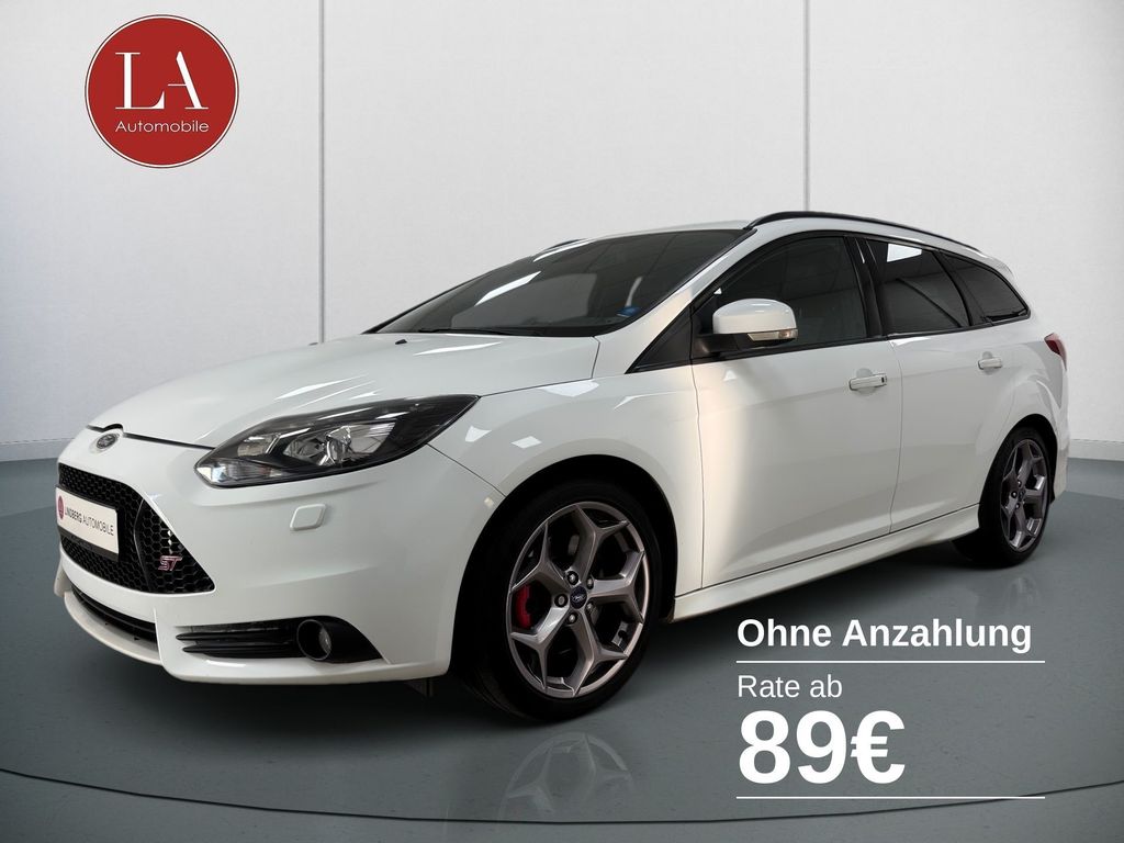 Ford Focus ST 2.0 EcoBoost*RECARO*PDC*SHZ*