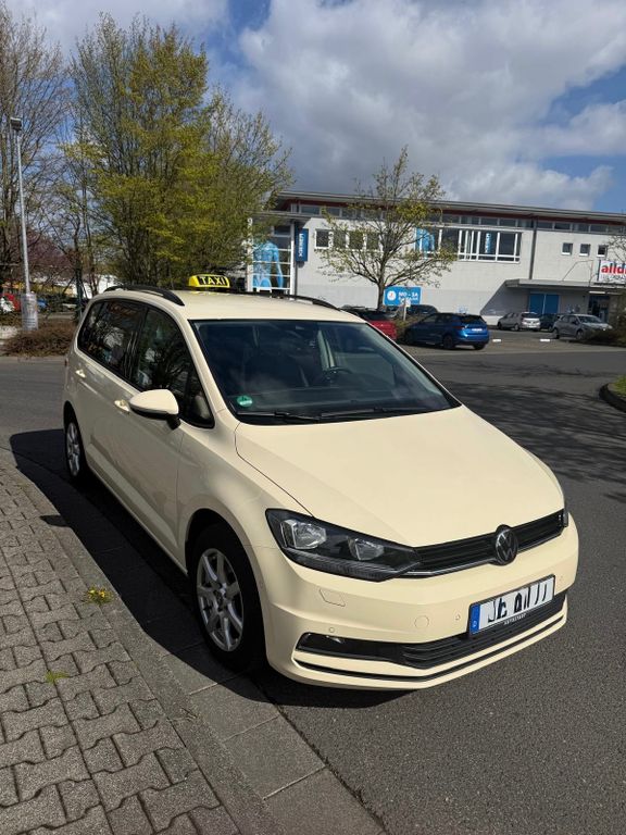 Bild des Angebotes Volkswagen Touran 2.0 TDI SCR DSG Trendline TAXI