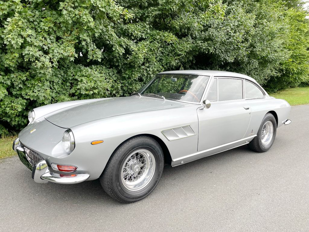 Bild des Angebotes Ferrari 330 GT Coupe 2+2/TÜV neu/H-Zulassung