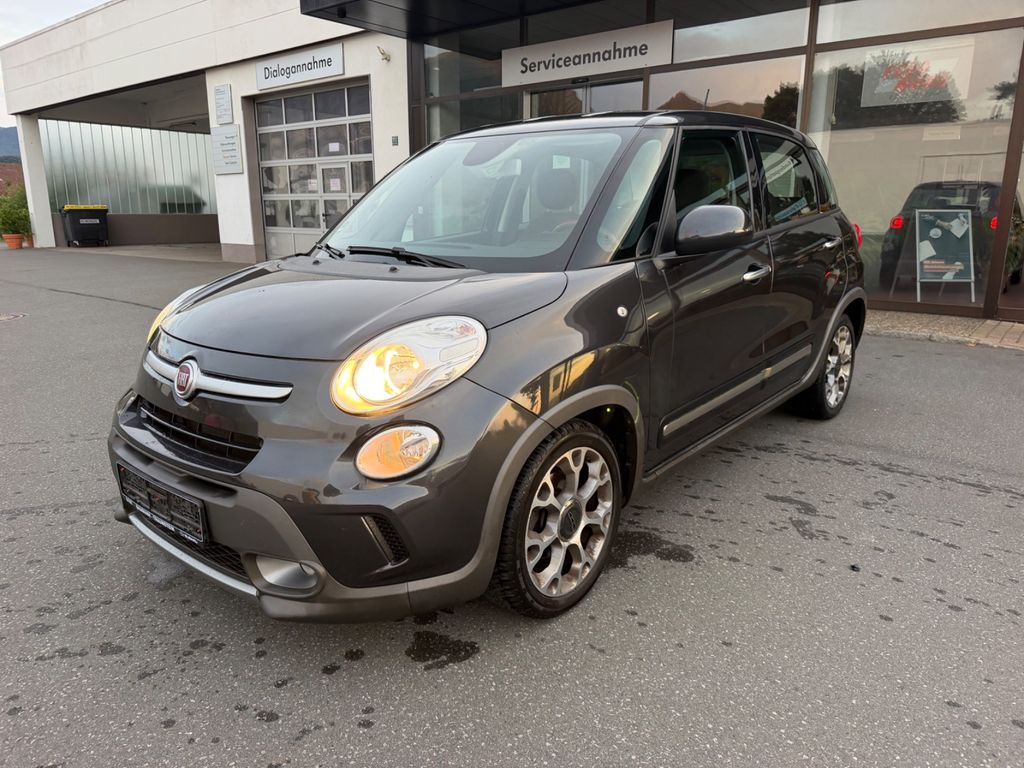 Bild des Angebotes Fiat 500L Trekking 1Hand, Scheckheft,Navi,Teileder