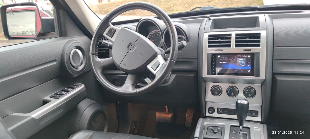 Bild des Angebotes Dodge Nitro R/T 4.0 Automatik 4WD R/T