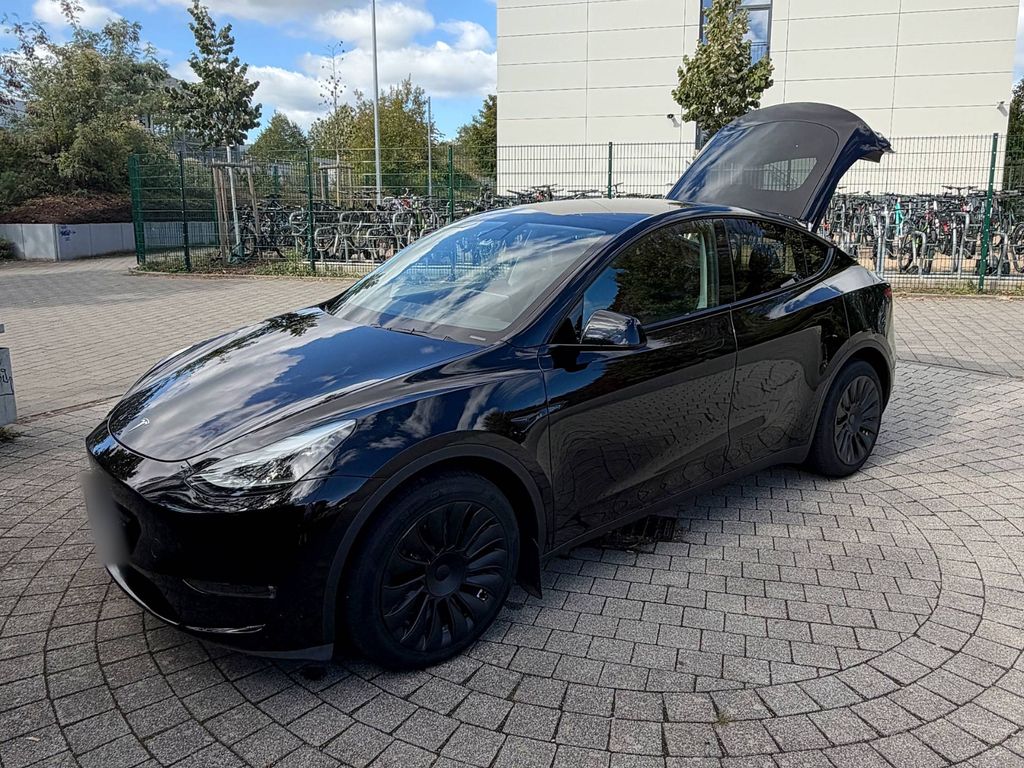 Bild des Angebotes Tesla Model Y Long Range AWD | 2023 | FSD | AHK