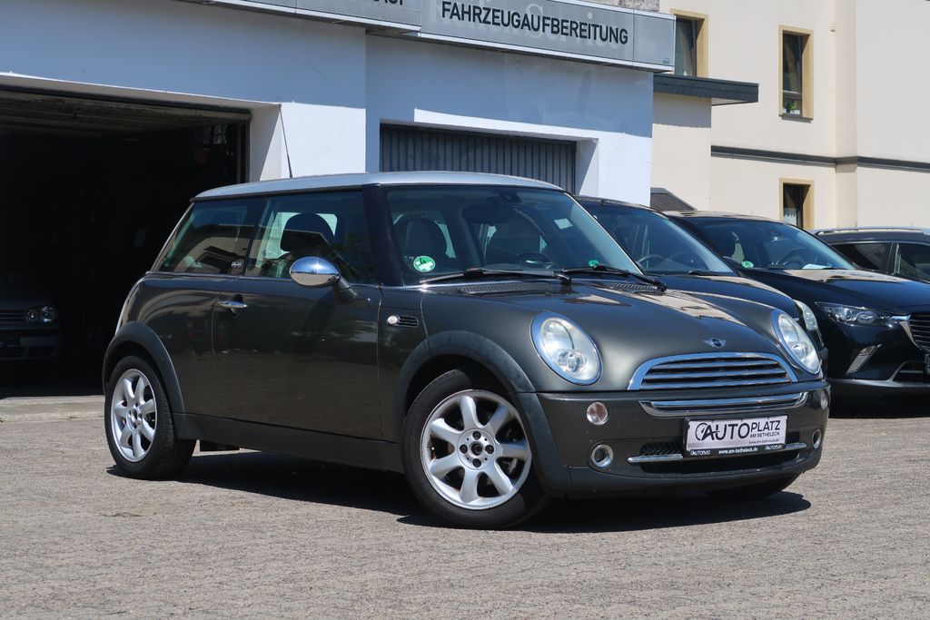 Bild des Angebotes MINI COOPER Park Line *LEDER *KLIMATRONIK *PANO