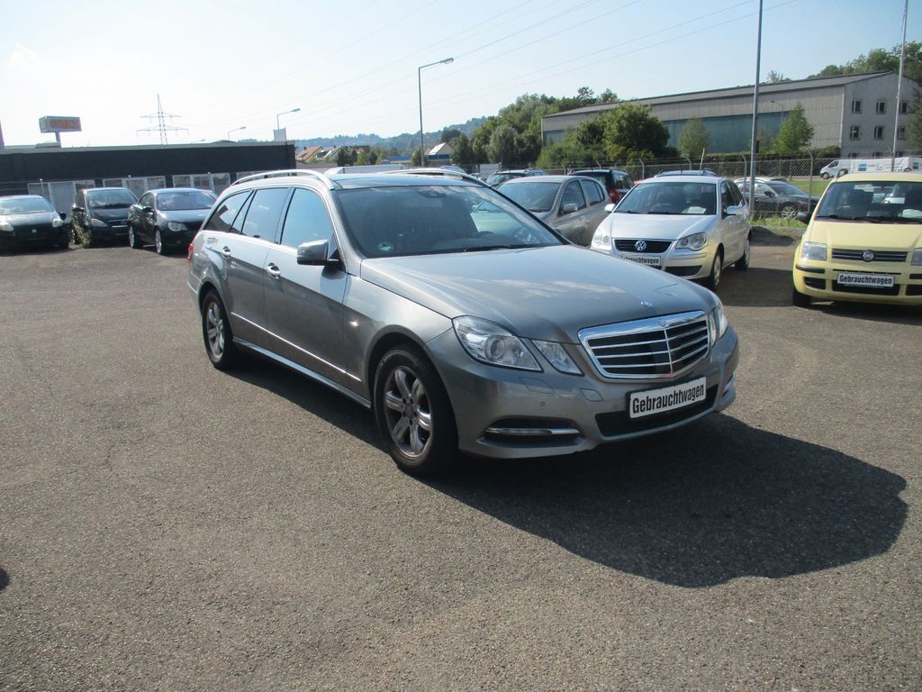 Bild des Angebotes Mercedes-Benz E 250 T-Modell CDI BlueEfficiency-Navi/AHK/Euro5