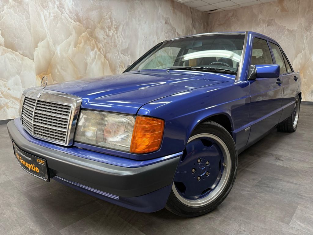 Bild des Angebotes Mercedes-Benz 190 2.3 Avantgarde Azzurro/Unfallfrei/Scheckheft