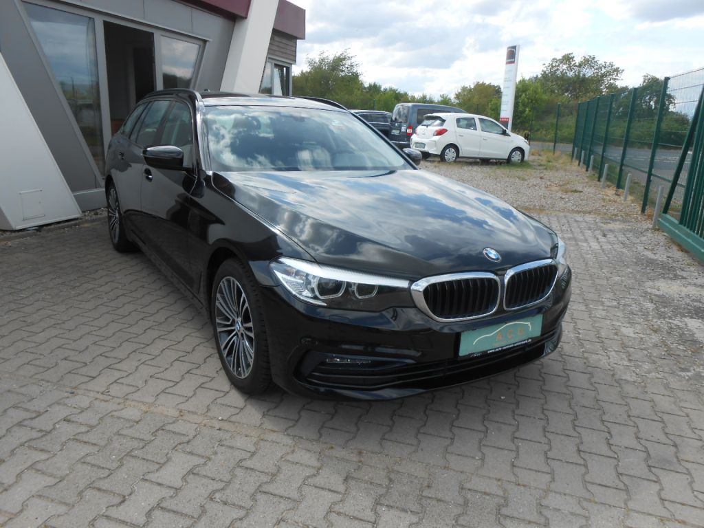 Bild des Angebotes BMW 520i Touring Aut. Sport Line