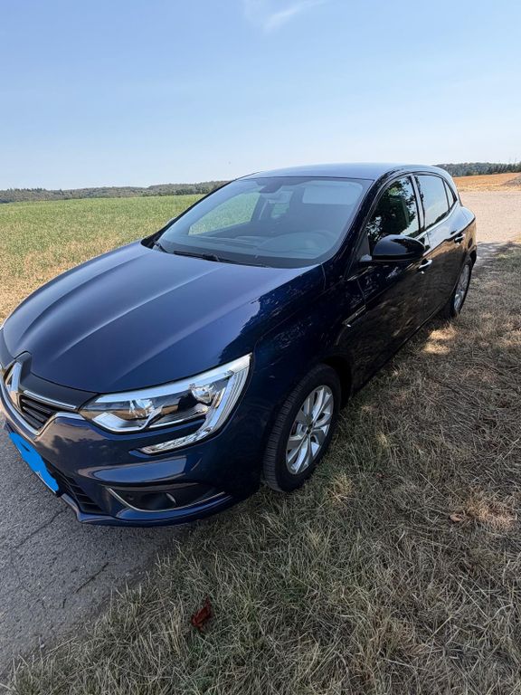 Bild des Angebotes Renault Megane TCe 140 GPF Limited Limited