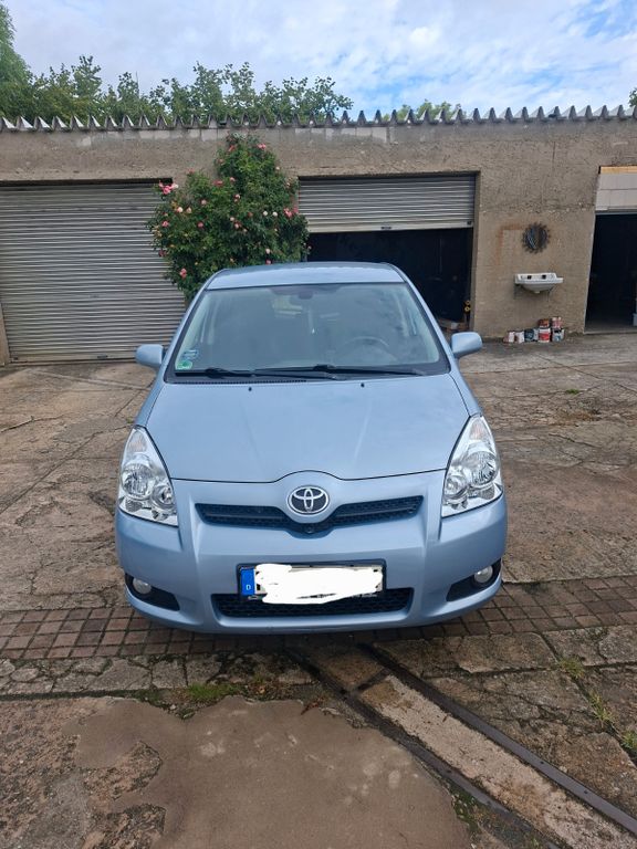 Bild des Angebotes Toyota Corolla Verso 1.8-l-VVT-i Executive