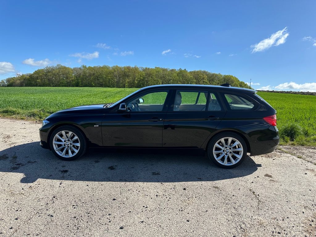 Bild des Angebotes BMW 328i xDrive Touring Modern Line