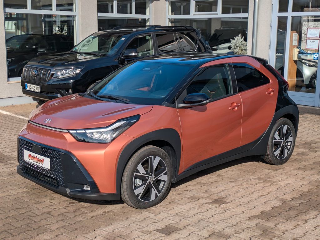 Bild des Angebotes Toyota Aygo X 1,5 Hybrid "Teamplayer"