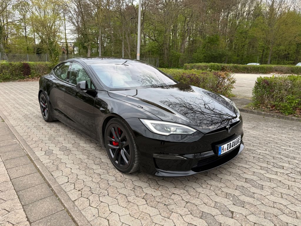 Tesla Model S Plaid | Carbon-Keramik | 322 km/h