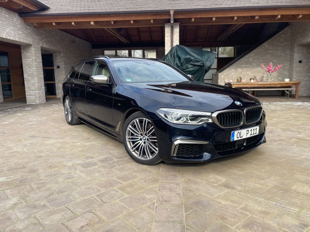 Bild des Angebotes BMW M550d xDrive Touring - 360° Voll/Pano/AHK