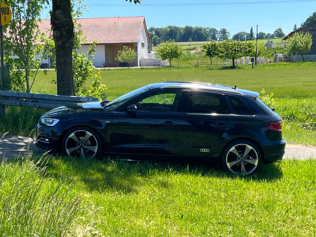 Bild des Angebotes Audi A3 2.0 TDI quattro Ambition Sportback 19´´ RS3