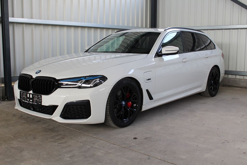Bild des Angebotes BMW Touring 530 e xDrive M Sport Standh Laser AHK