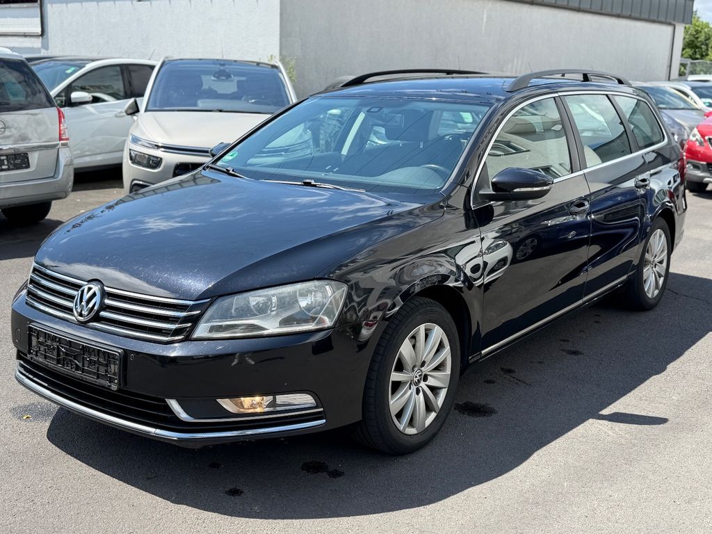 Bild des Angebotes Volkswagen Passat Variant Comfortline BlueMotion/ Tüv/ Navi