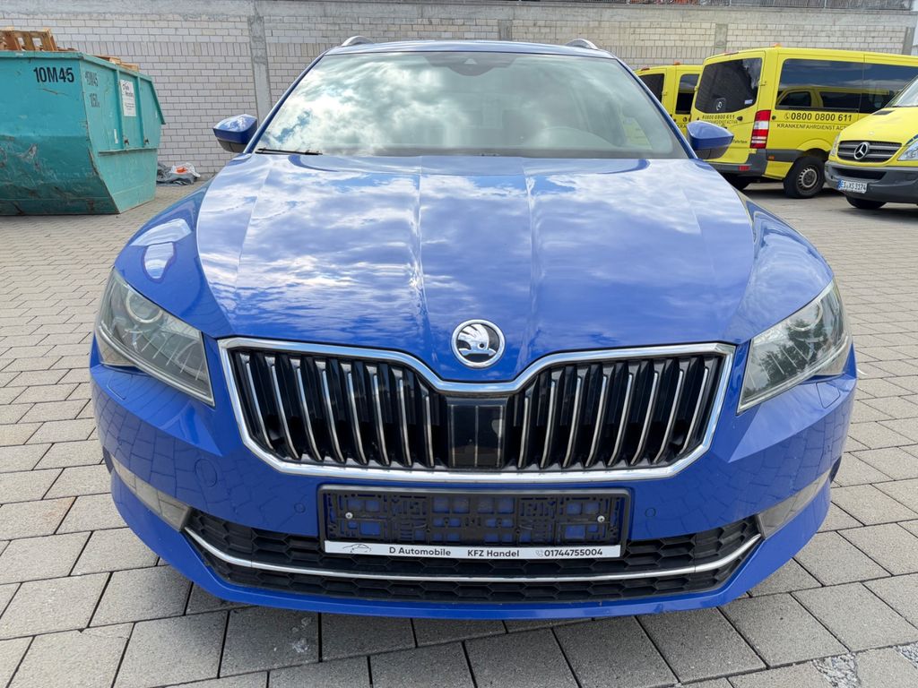 Bild des Angebotes Skoda Superb Combi L&K*KAMERA*LED*NAVI*XENON*MEMORY