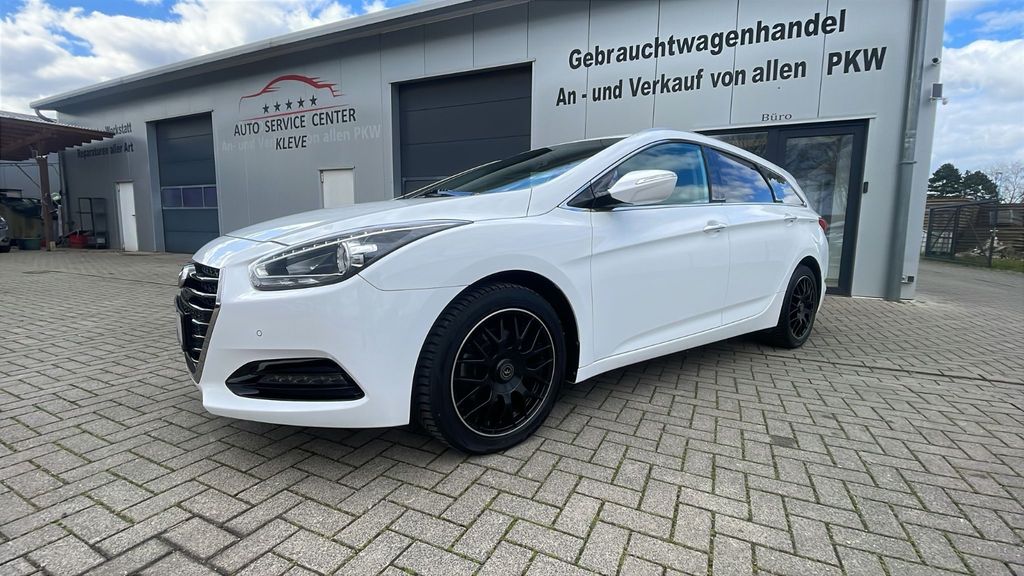 Bild des Angebotes Hyundai i40 cw blue Trend*TEMPOMAT*SHZ*SCHECKHEFT*