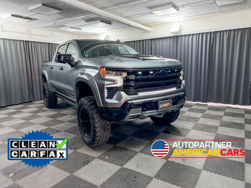 Bild des Angebotes Chevrolet Silverado High Country 6.2l V8, 1.Hd, MEGA-UMBAU