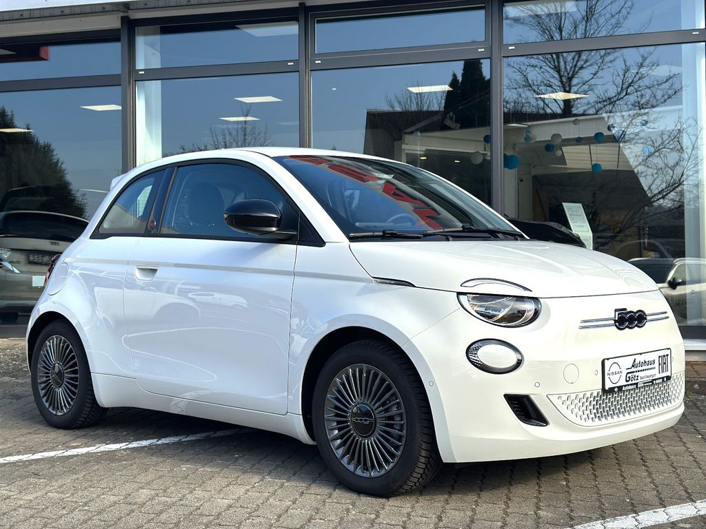 Bild des Angebotes Fiat 500e Red mit Komfortpaket !