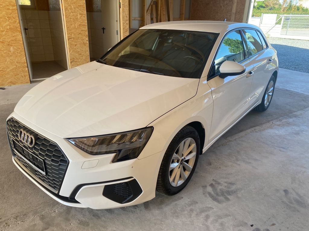 Bild des Angebotes Audi A3 Sportback 30 TFSI basis