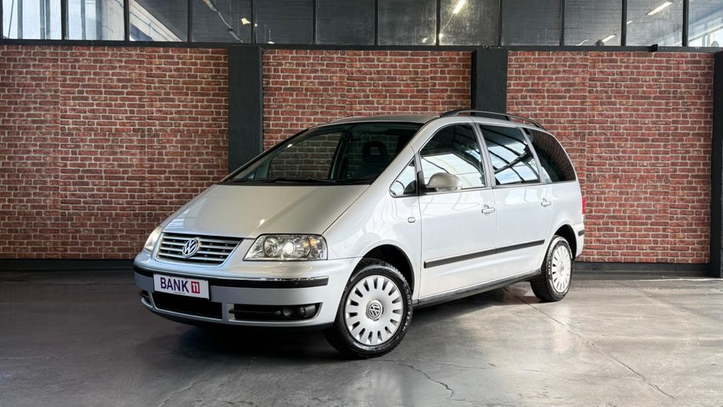 Bild des Angebotes Volkswagen Sharan 2.0TDI XENON*PDC*SHZ*7-SITZER*TÜV-NEU