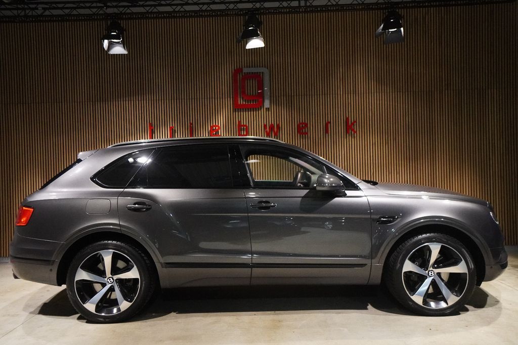 Bild des Angebotes Bentley Bentayga W12 6.0-Rear Entertainment-Blackpack