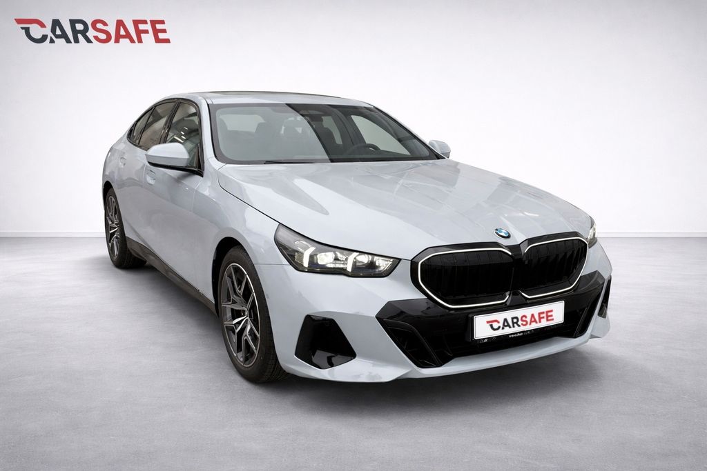 Bild des Angebotes BMW 520d xDrive A