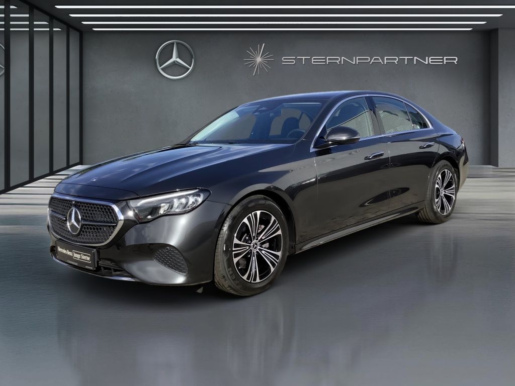 Bild des Angebotes Mercedes-Benz E 200 AVANTGARDE+MBUX+DISTRONIC+TOTW+AMBIENTE