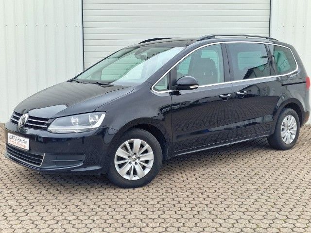 Bild des Angebotes Volkswagen Sharan 2.0 TDI*Navi*AHK*Sitzheizung*Sportsitze