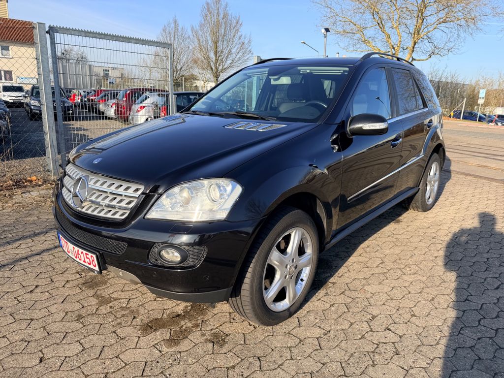 Bild des Angebotes Mercedes-Benz ML 320 CDI 4MATIC*Xenon*Navi*Vollleder*AHK*