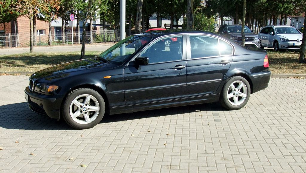 Bild des Angebotes BMW 318i - Comfort Paket