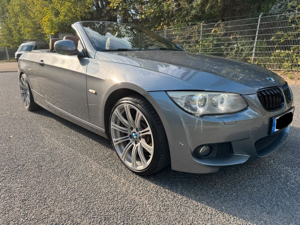 Bild des Angebotes BMW 325i Cabrio - E93 LCI | Navi | TÜV 06/28