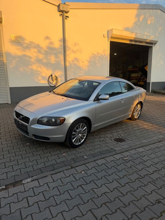 Bild des Angebotes Volvo C70 2.4 Momentum Momentum