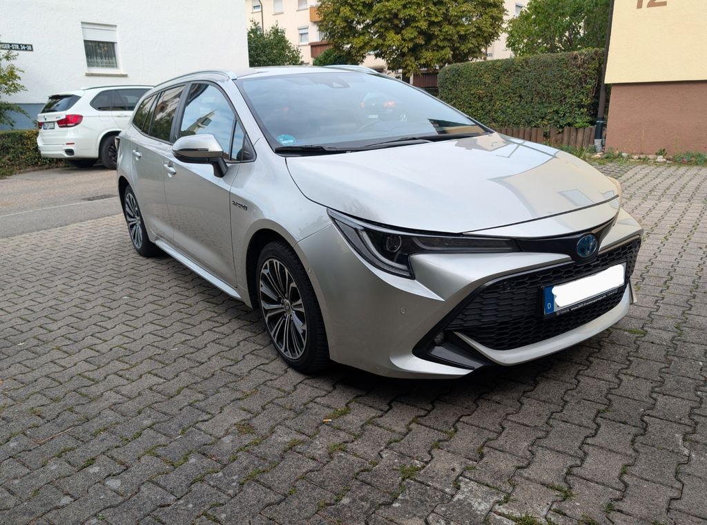 Bild des Angebotes Toyota Corolla 1,8 Hybrid Team Deutschl Touring Sport