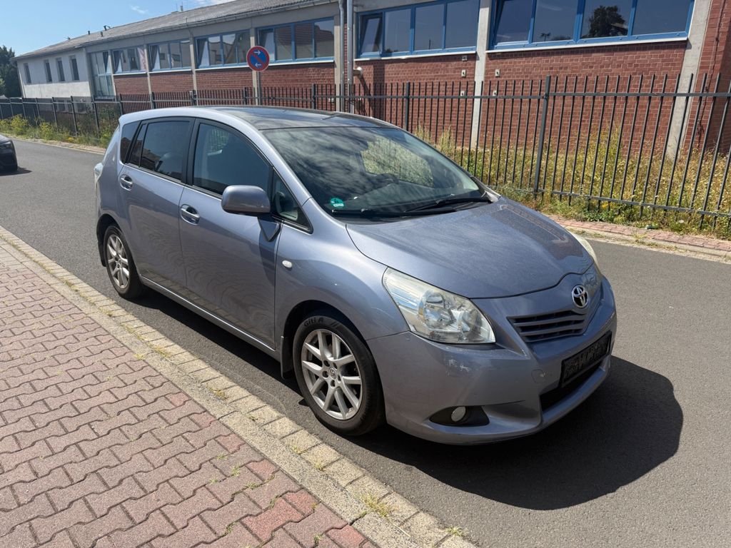 Bild des Angebotes Toyota Verso 8-Fach ALU+KLIMA