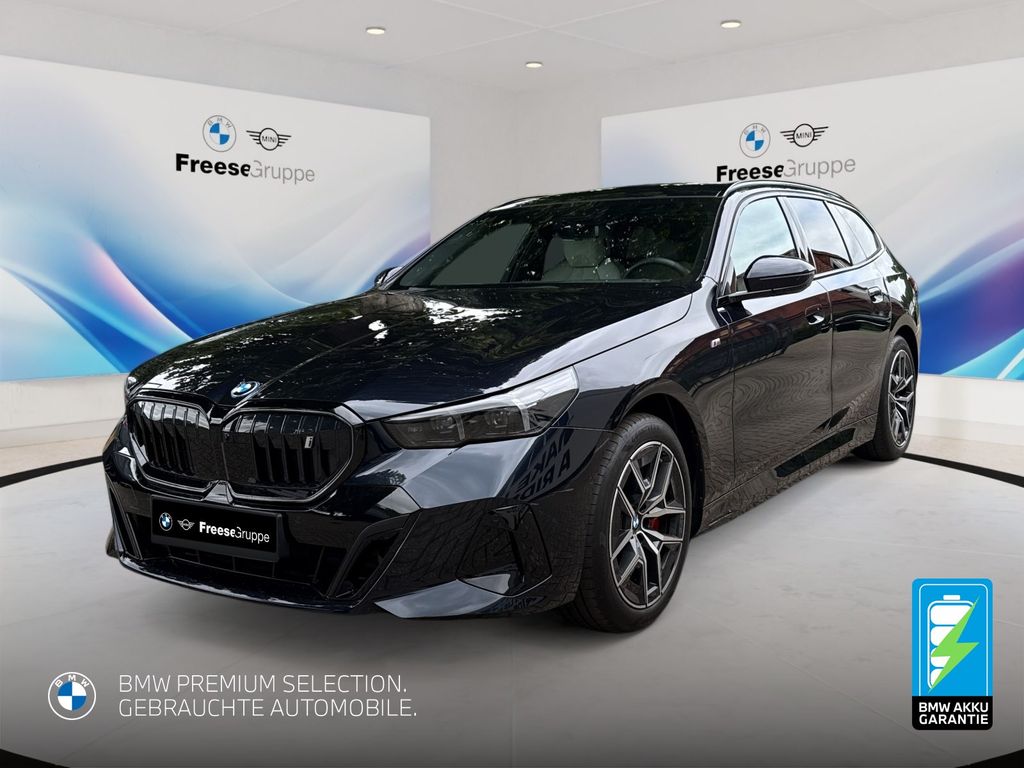 Bild des Angebotes BMW i5 eDrive40 Touring AHK 360° STANDHZ HEAD-UP RFK