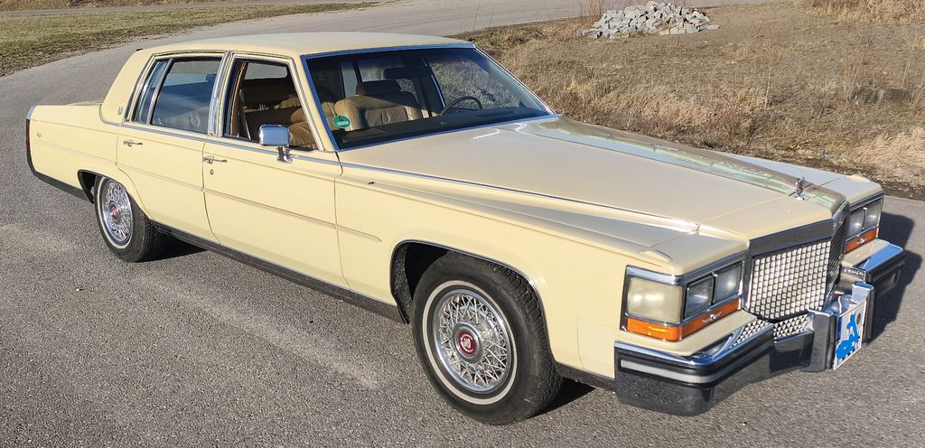Bild des Angebotes Cadillac Fleetwood Broughm