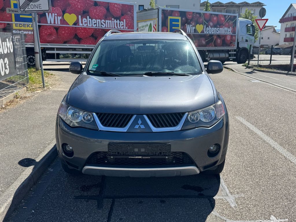Bild des Angebotes Mitsubishi Outlander 2.0 DI-D Invite 4x4 / TÜV NEU / AHK