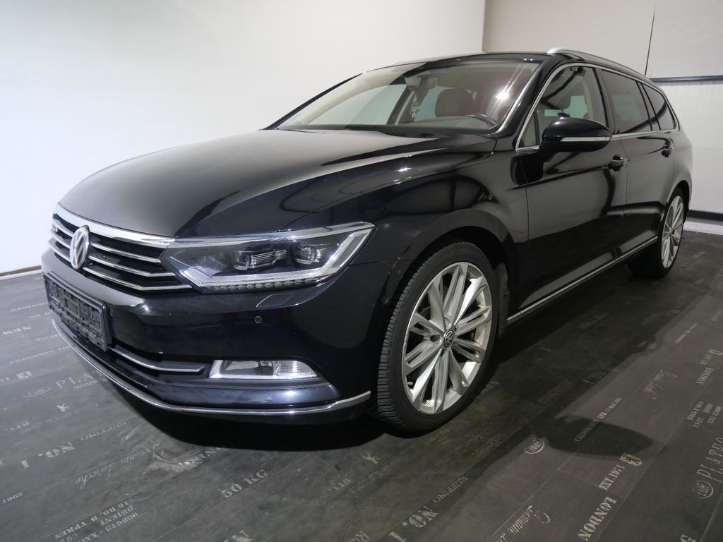 Bild des Angebotes Volkswagen Passat Variant 2.0 TDI DSG 4MOT Highl. DCC/ AHK