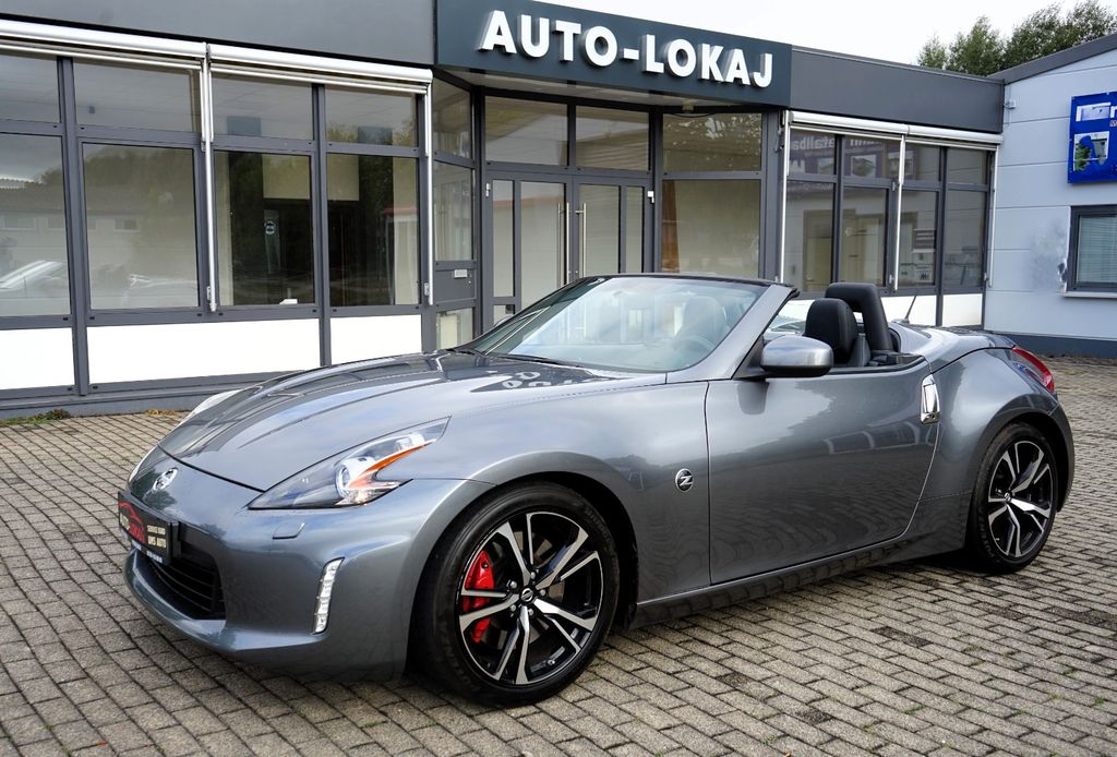 Nissan 370Z  Nismo Roadster Pack Xenon-Kamera