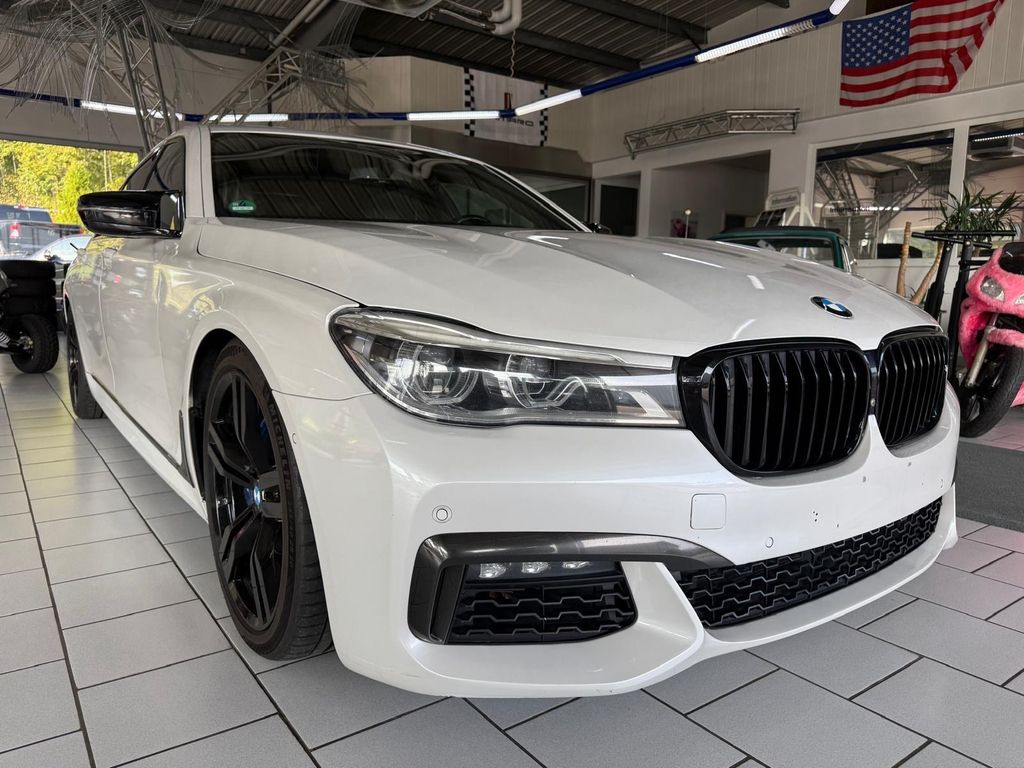 Bild des Angebotes BMW 750Li M-Paket Langversion